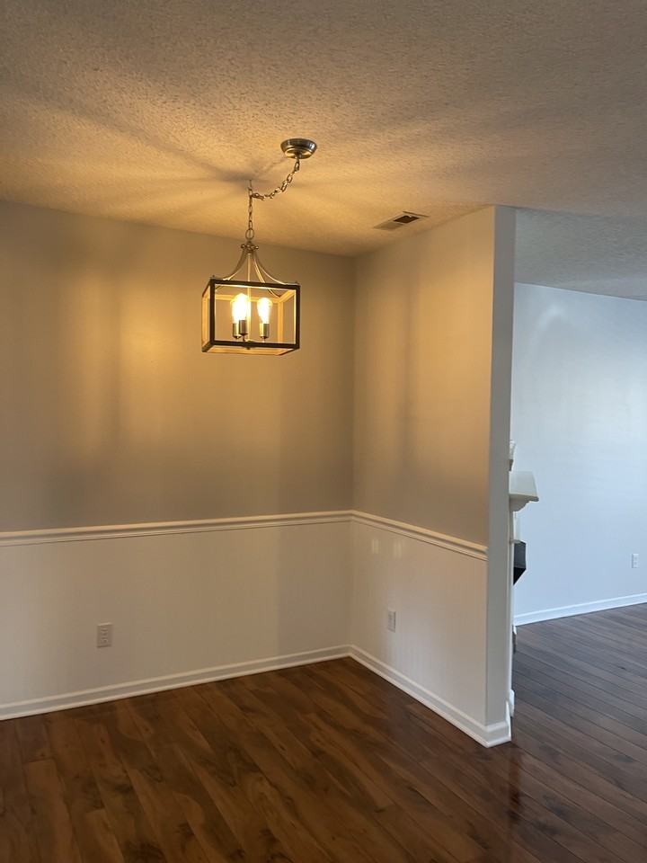 38 Queen Rd #A - Photo 3 of 16