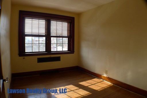 1119 Virginia Ave SW #1 - Photo 3 of 11