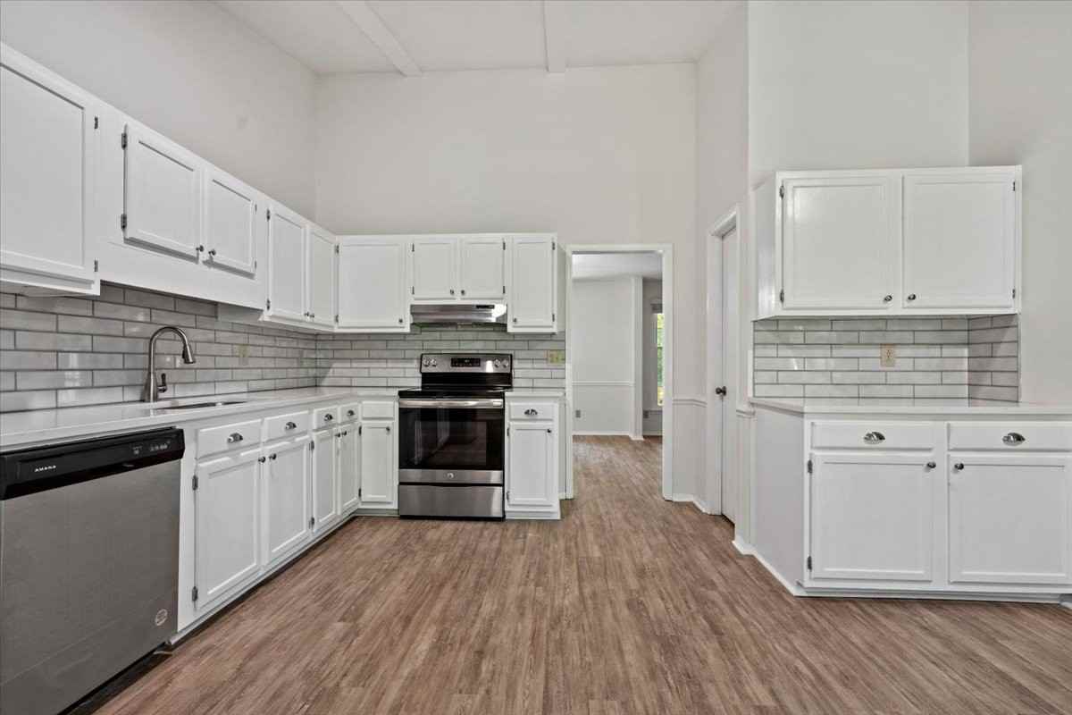 9605 Leeswood Lane #1 - Photo 5 of 32