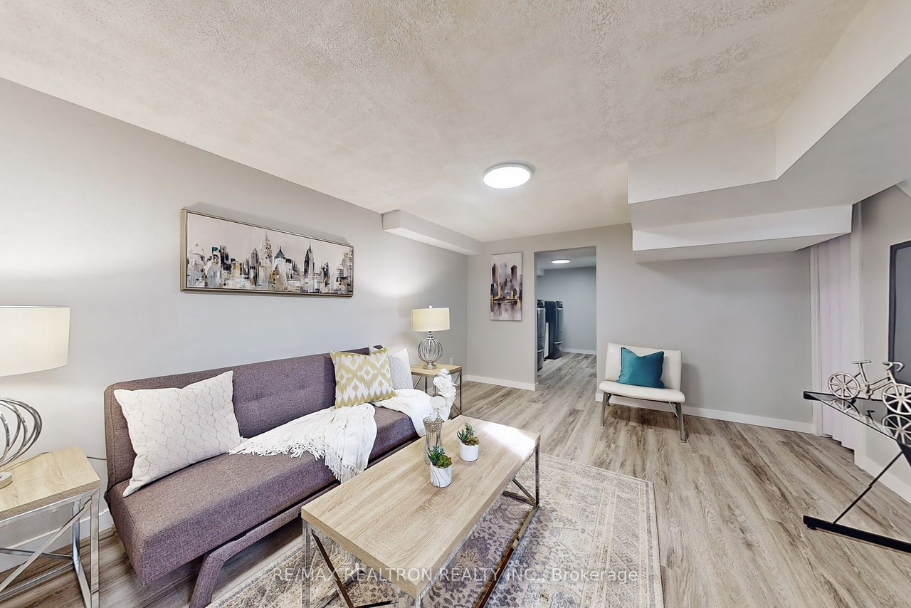 Thornton Rd S & Gibb St - Photo 6 of 9