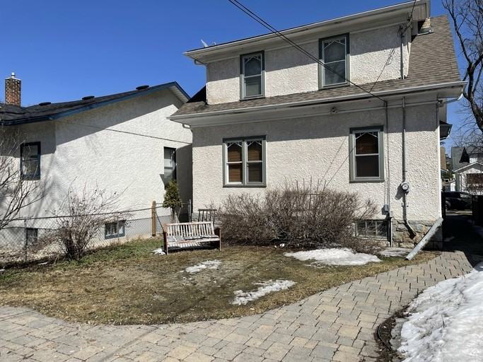 486 Sprague St - Photo 3 of 19