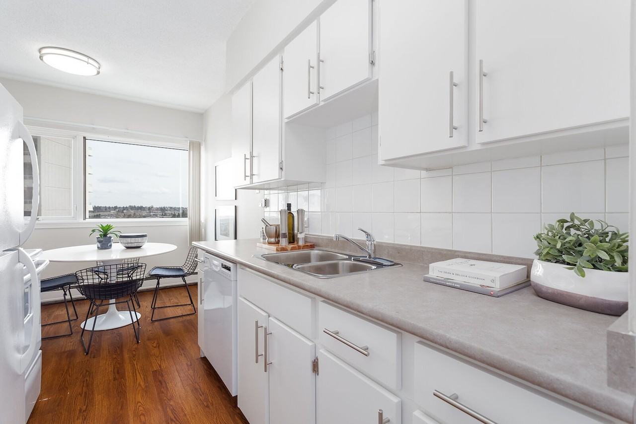 Glenmore Heights Apartments 700 67 Ave Sw, Calgary, AB T2V 2H3 Zumper