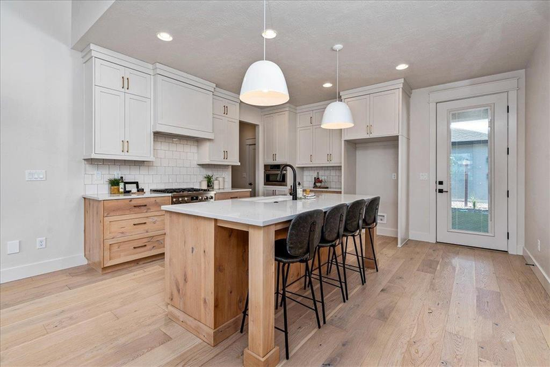 8357 W Shams Ln - Photo 6 of 50