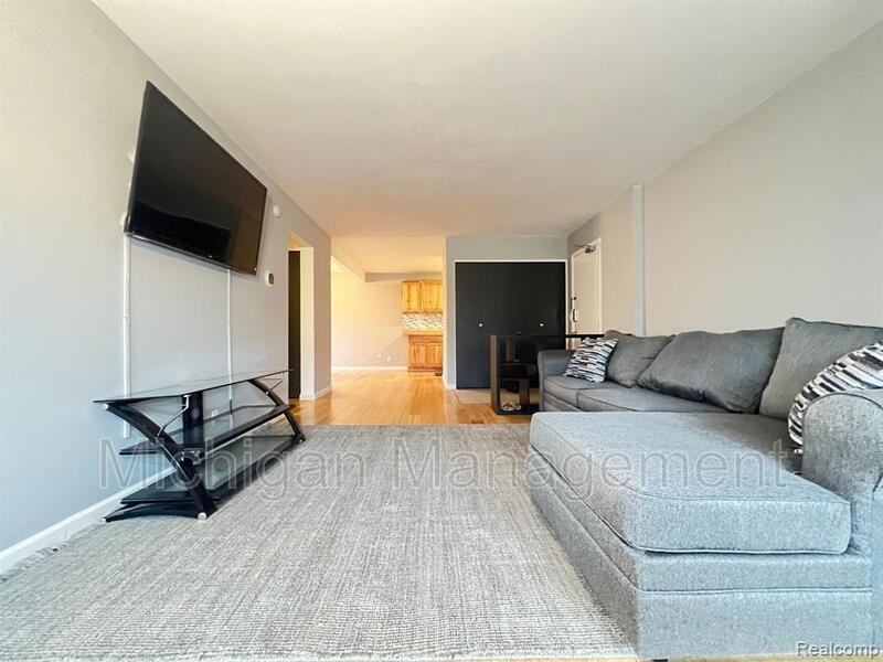 2152 Pauline Blvd #207 - Photo 2 of 29