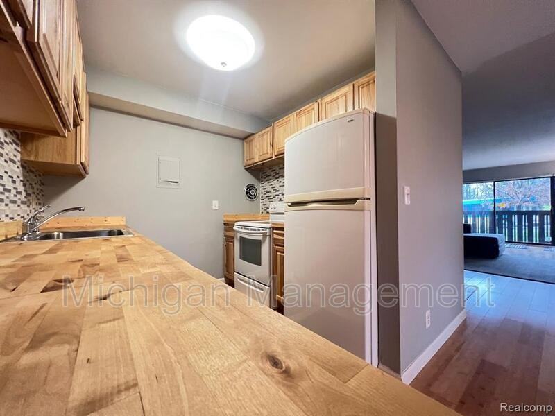 2152 Pauline Blvd #207 - Photo 7 of 29