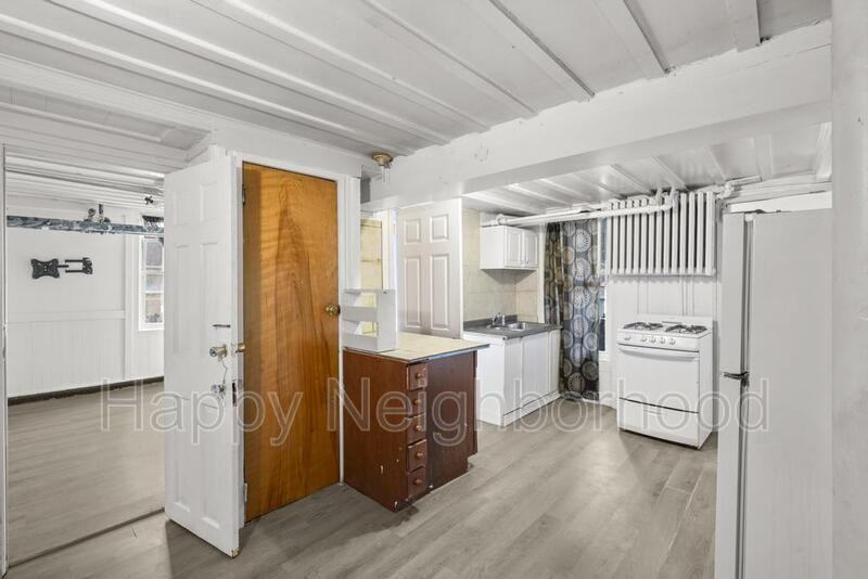 216 East Main Streetunit - Photo 3 of 17