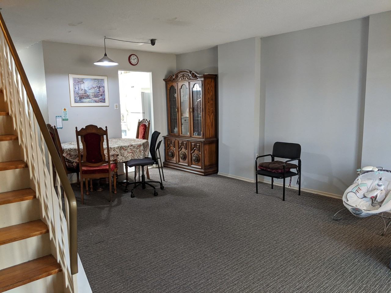 MUST APPLY AT UWCORNER. COM - Photo 6 of 10