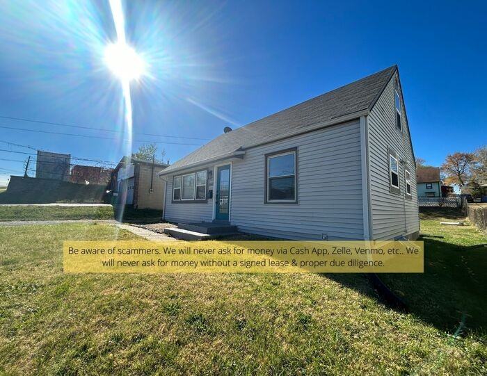 5941 Evergreen Blvd - Photo 3 of 26