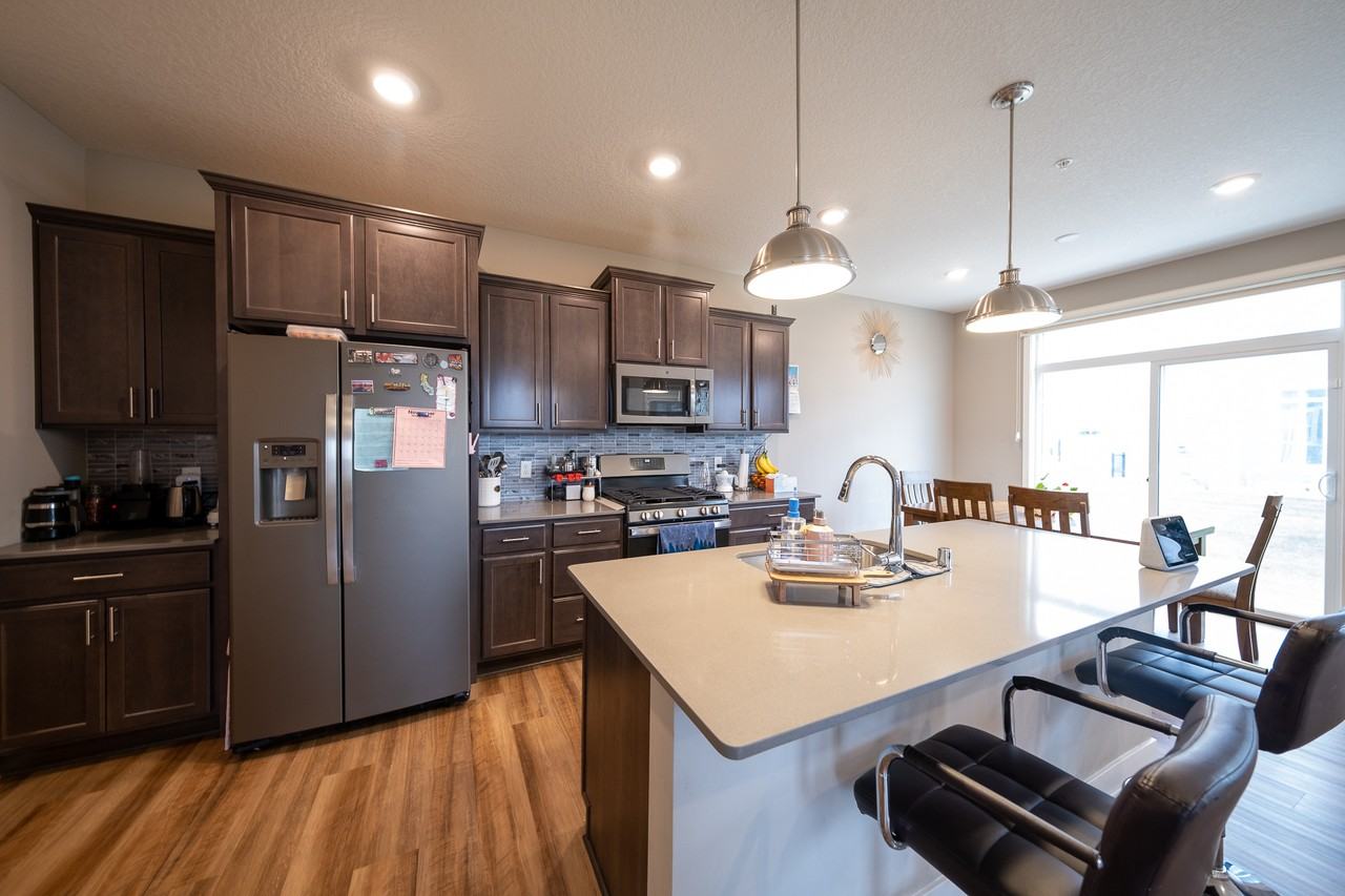 18371 Glastonbury Dr #1 - Photo 6 of 33