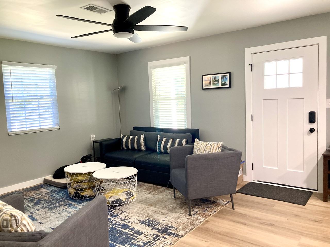 909 Walker Ave Se #NA - Photo 3 of 19