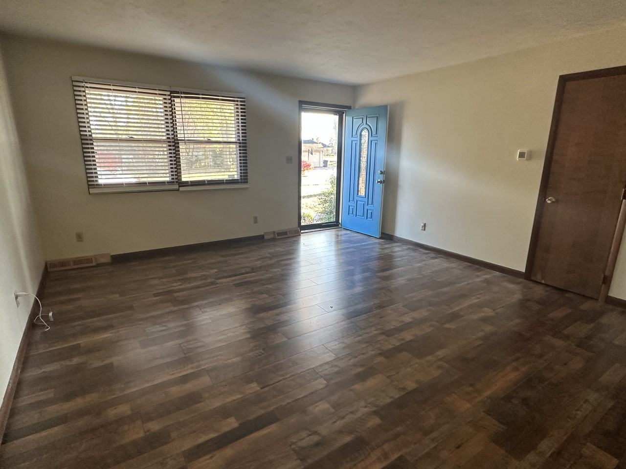 212 Hendricks Cir #NA - Photo 3 of 22