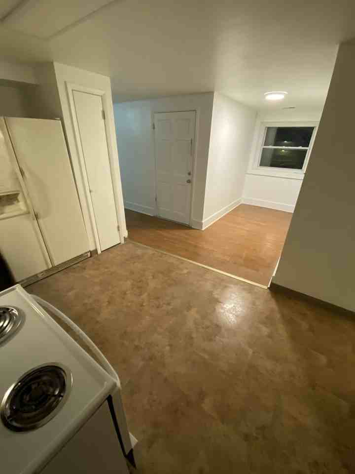 14 E Pike St #1A - Photo 2 of 8