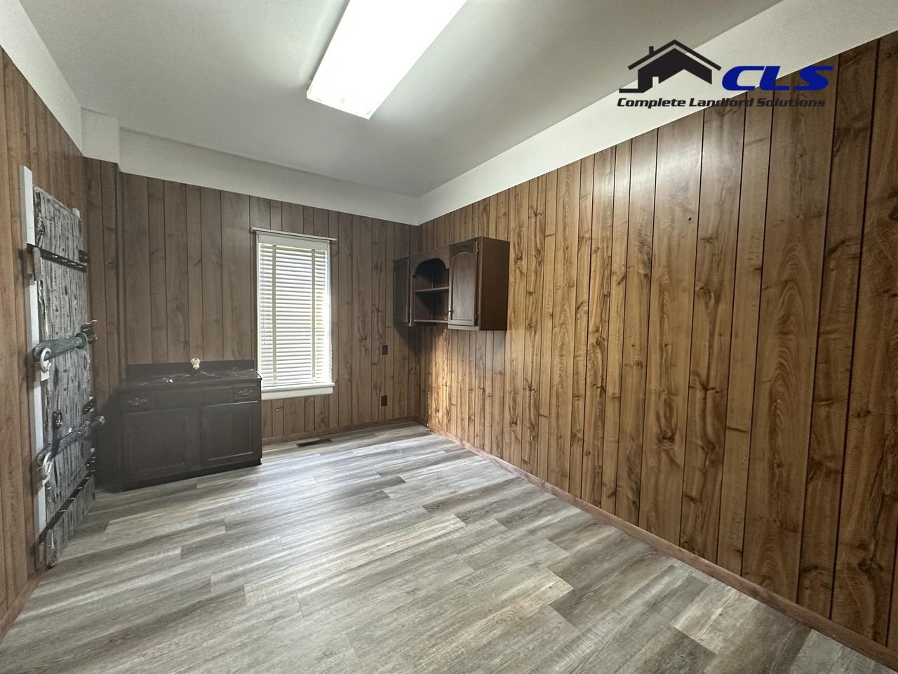 1516 Woodley Ave #1 - Photo 4 of 8