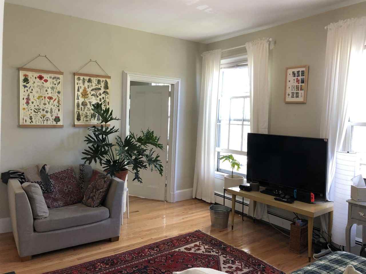 172 Clark St #1722 - Photo 2 of 9