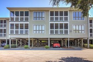 featured image of 590 590 Marina Drive - 1Unit D22 #1