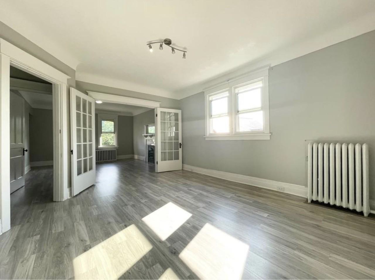 549 Main Street East, Hamilton, Ontario Apartments 549 Main St E