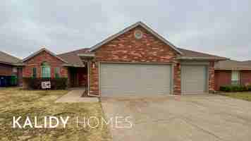 featured image of 5921 Se 88th St #1