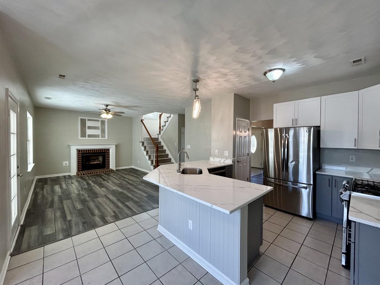 403 Haverhill Ct #1 - Photo 5 of 28