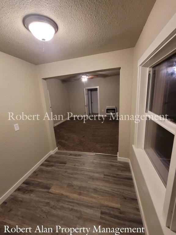 416 Sw Hailey Ave - Photo 3 of 9