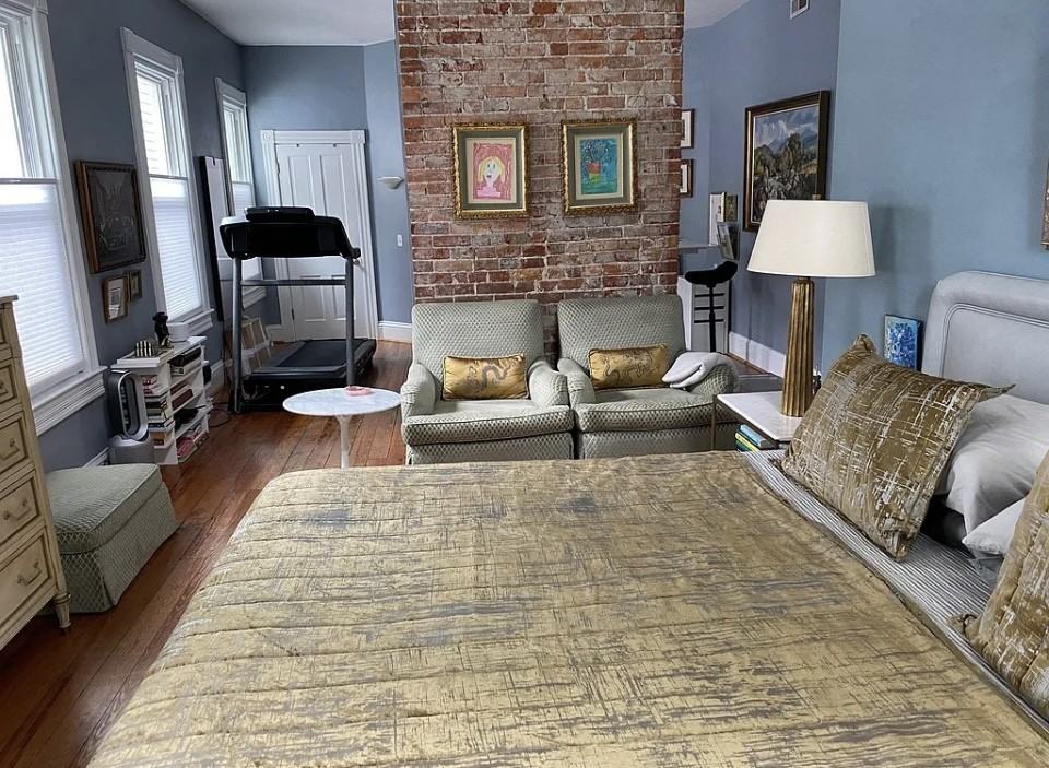 822 Redgate Ave - Photo 2 of 21