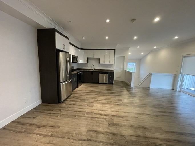 16726 40 Ave - Photo 2 of 5