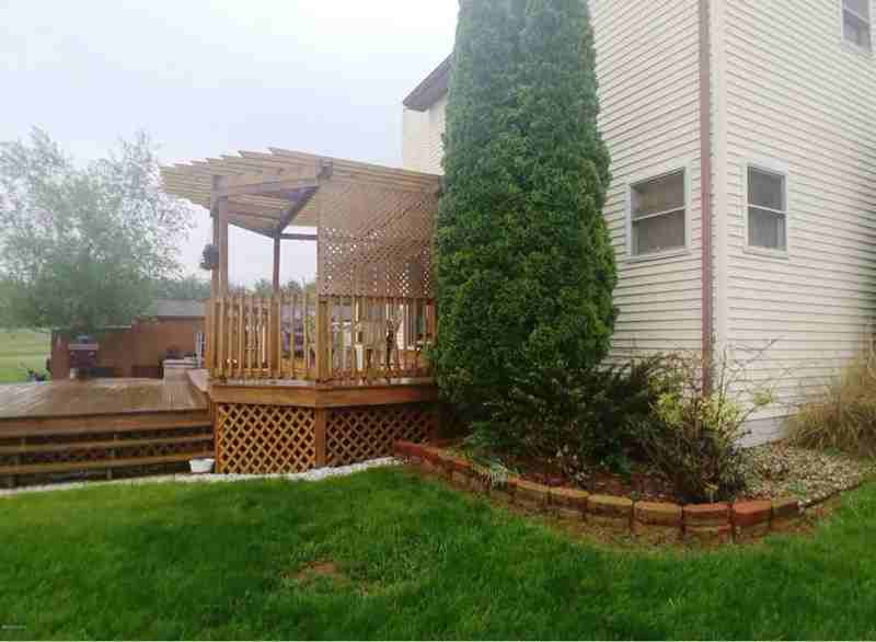 9210 Painter School Rd - Photo 2 of 29