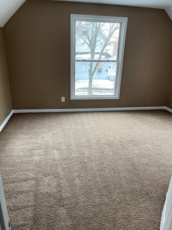 900 S 2nd St - Photo 2 of 32