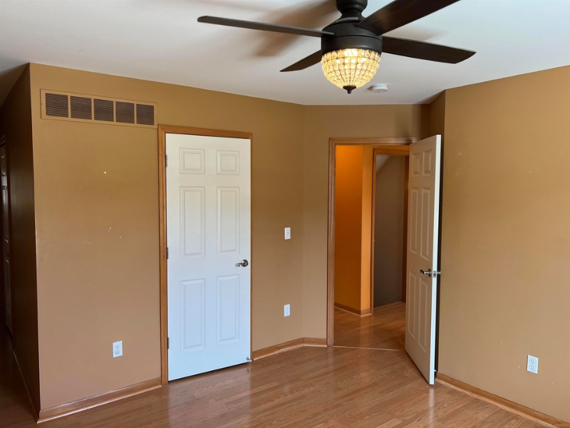 45344 Debbie Ct - Photo 3 of 6