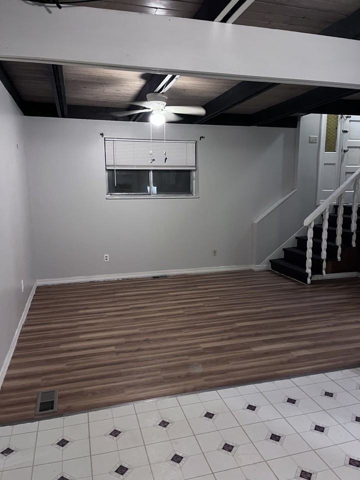 903 Windsor Harbor Rd #903 - Photo 3 of 7