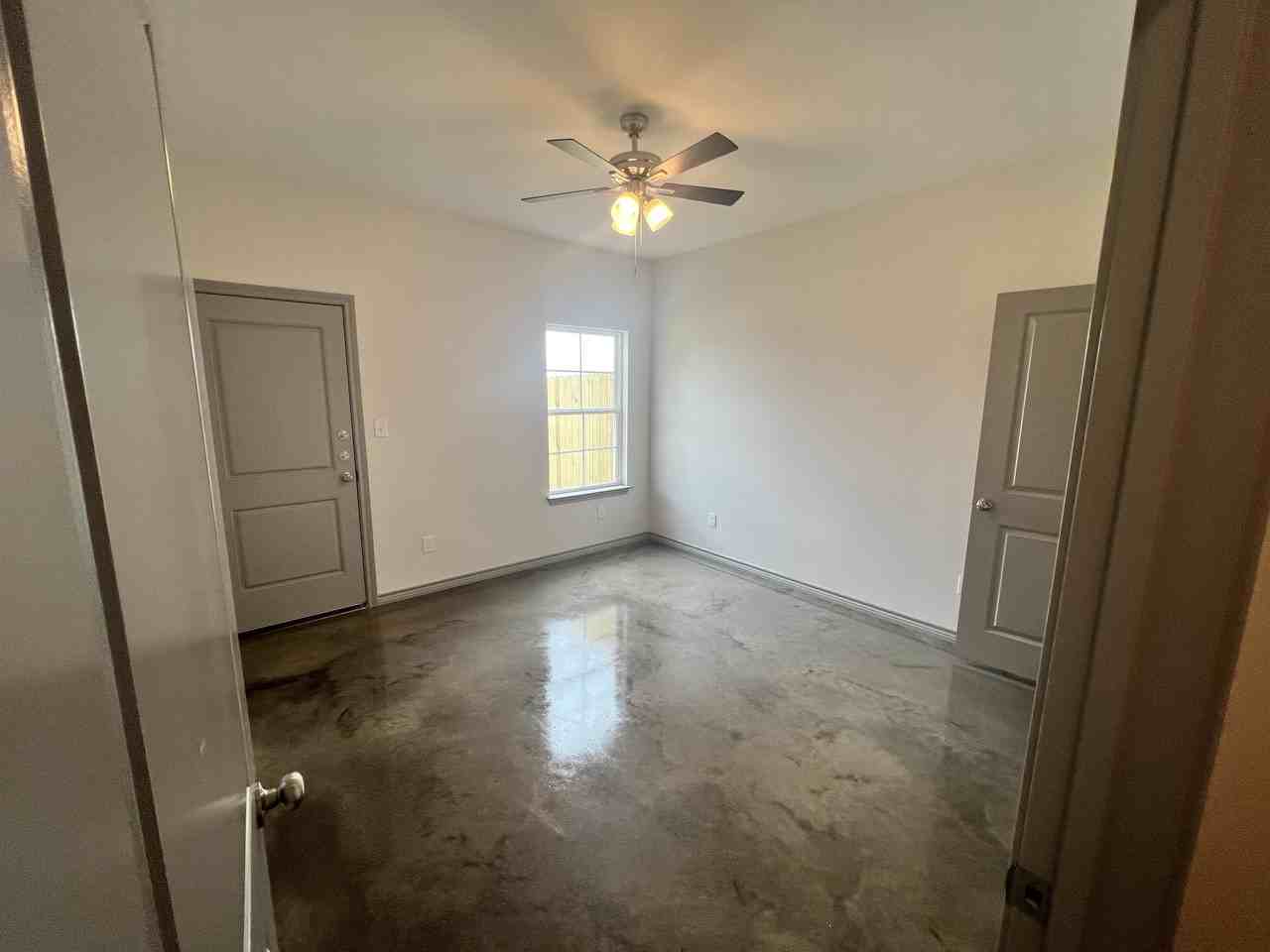 19580 Fonda 3 #3 - Photo 5 of 9