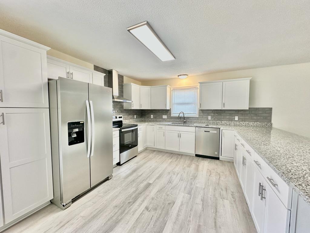 8002 Browne Rd #1 - Photo 4 of 50