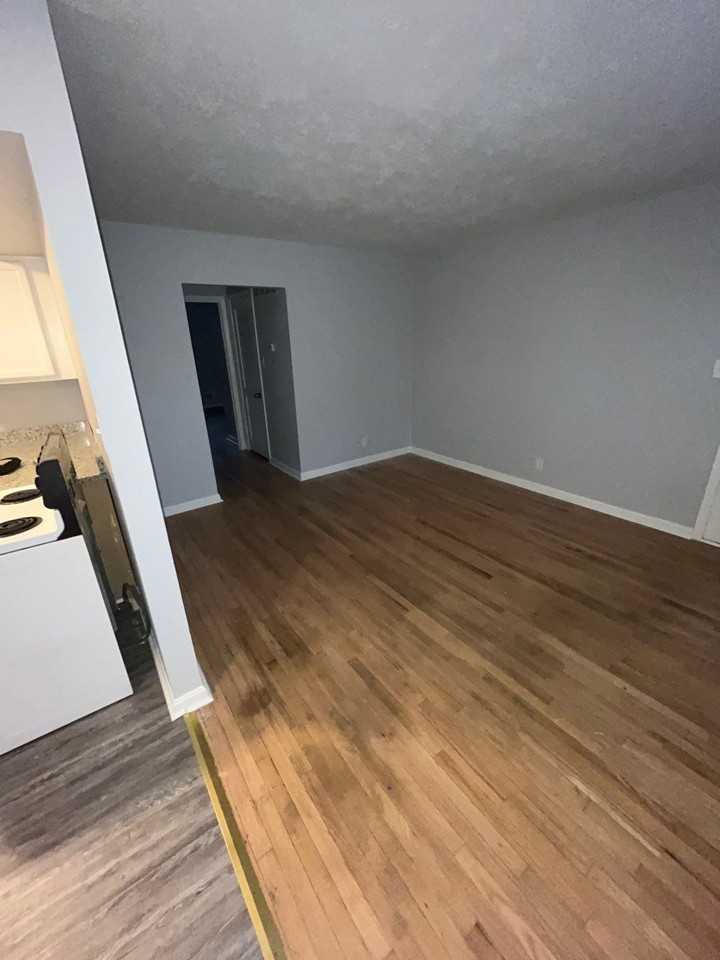 The Glendale Apartments 3206 Orchard Manor Cir, Louisville, KY 40220 Zumper