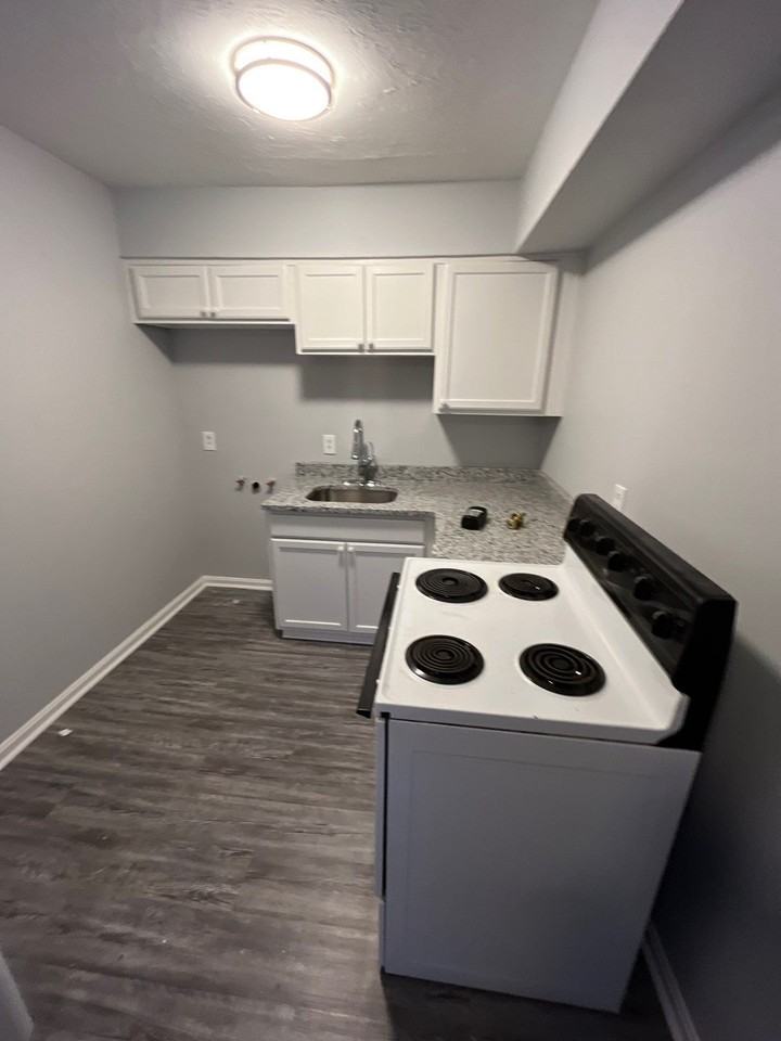 The Glendale Apartments 3206 Orchard Manor Cir, Louisville, KY 40220 Zumper