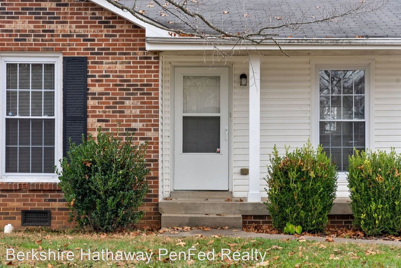 242 Millstone Cir - Photo 2 of 25