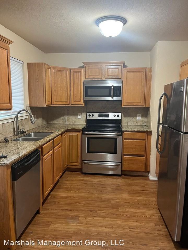 803 - 809 HWY 96 SW - Photo 3 of 8