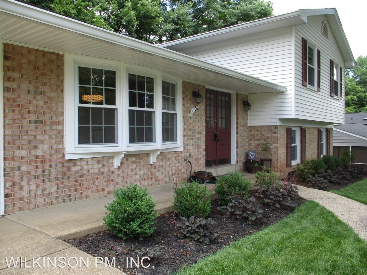 2106 Statute Ln - Photo 2 of 29