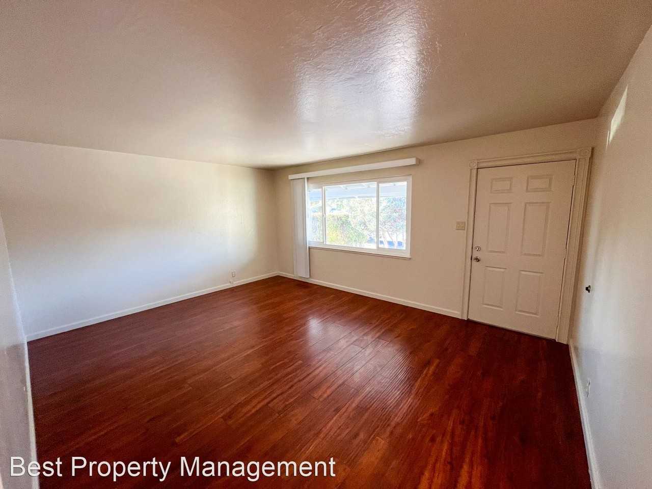 26362 Peterman Ave - Photo 3 of 20