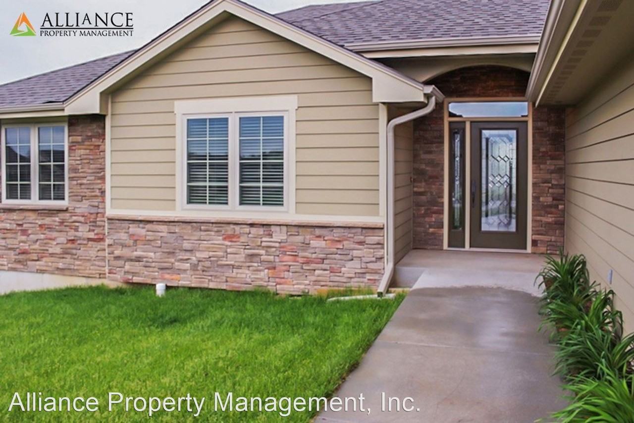 1005 Laussac Dr - Photo 2 of 40