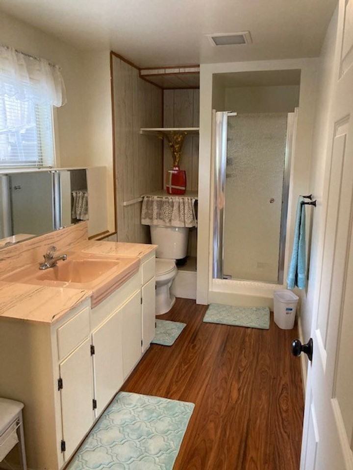 1221 Pacific St - Photo 2 of 10