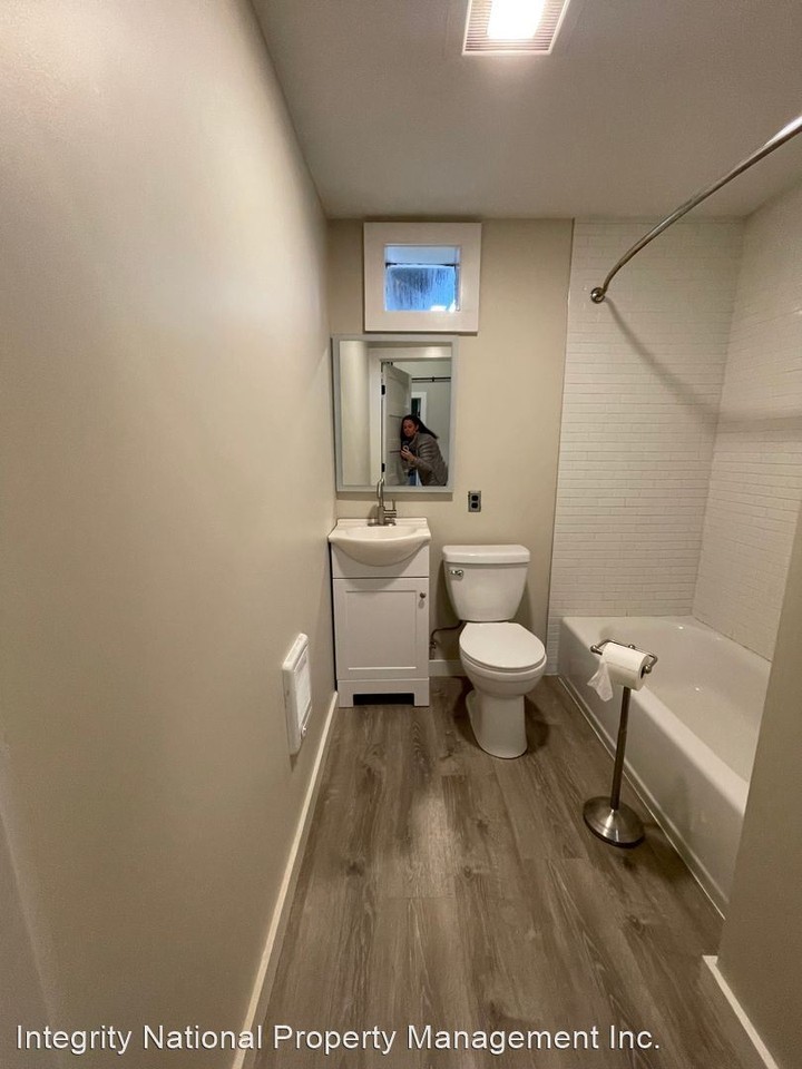 82 Fair Street - Photo 3 of 8