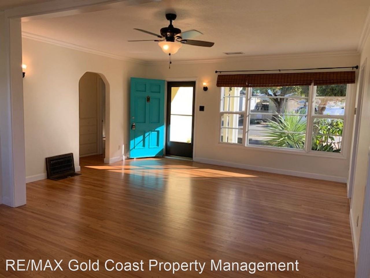 331 Jordan Ave - Photo 3 of 29