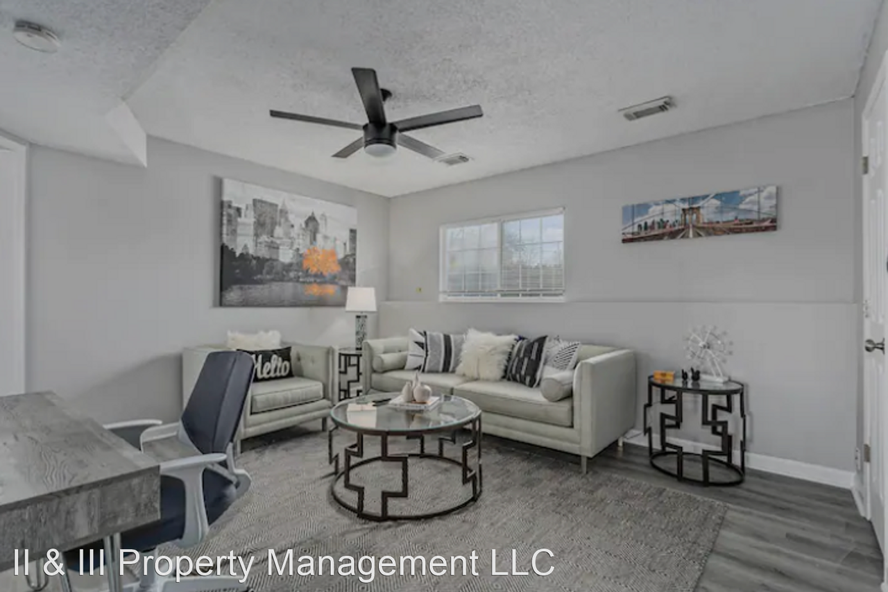 4711 Switzer St - Photo 2 of 14