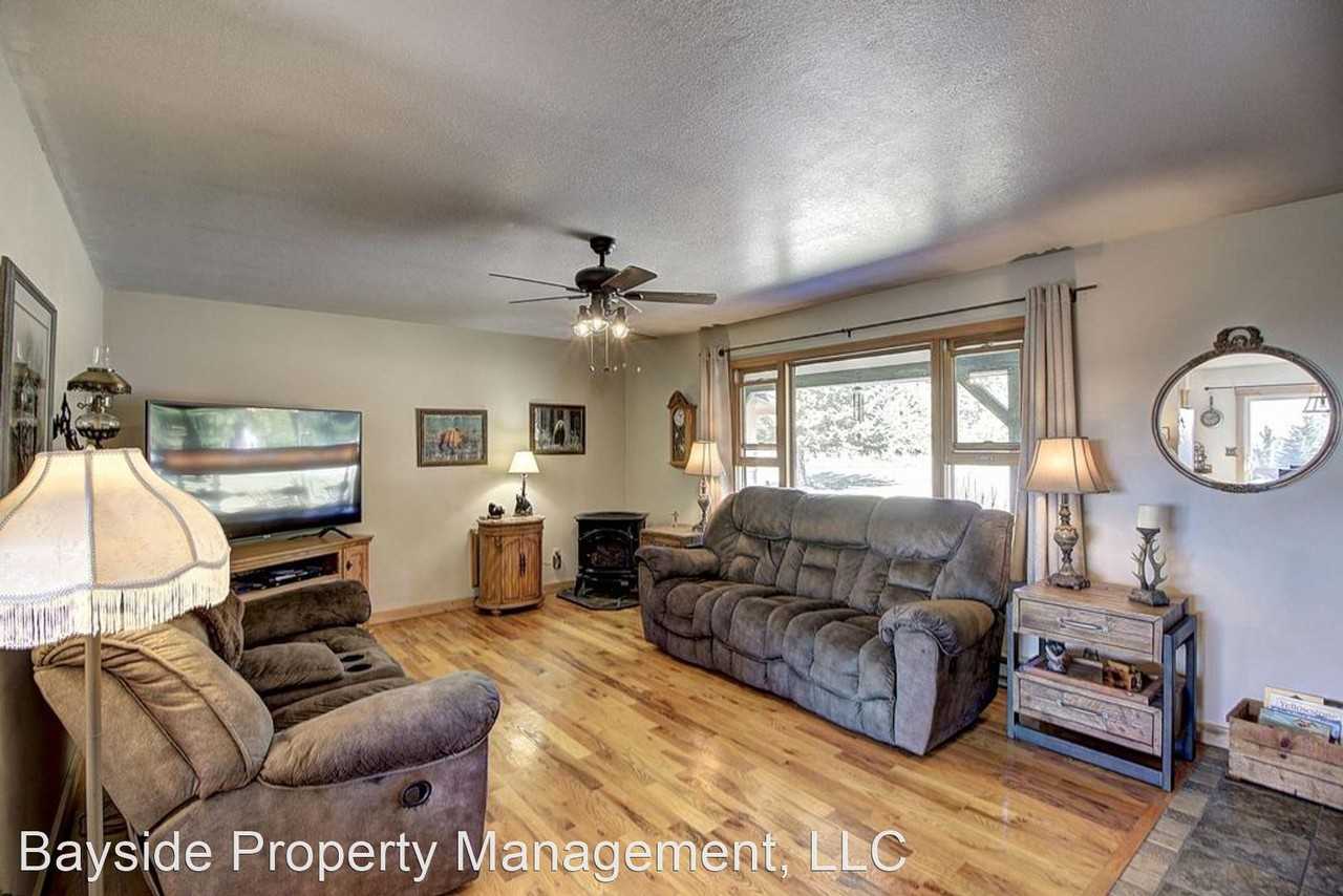 31167 Meadow Rd - Photo 3 of 28