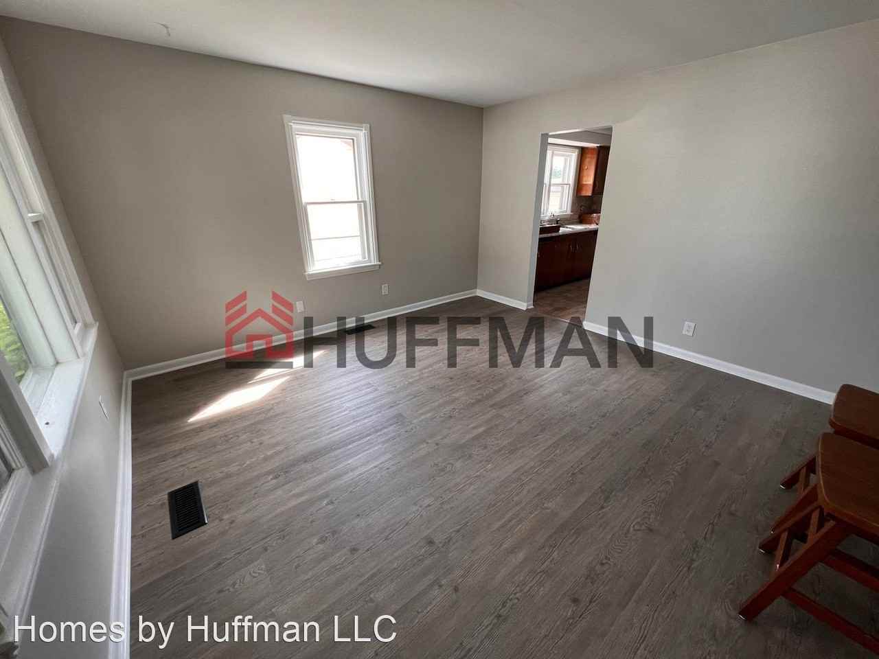 2141 2141 2145 Kathleen Avenue - Photo 2 of 9