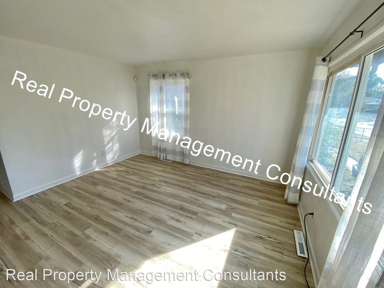 4509 Lister Ave - Photo 3 of 18