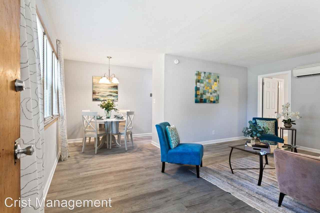 190 Maple Ave - Photo 2 of 45