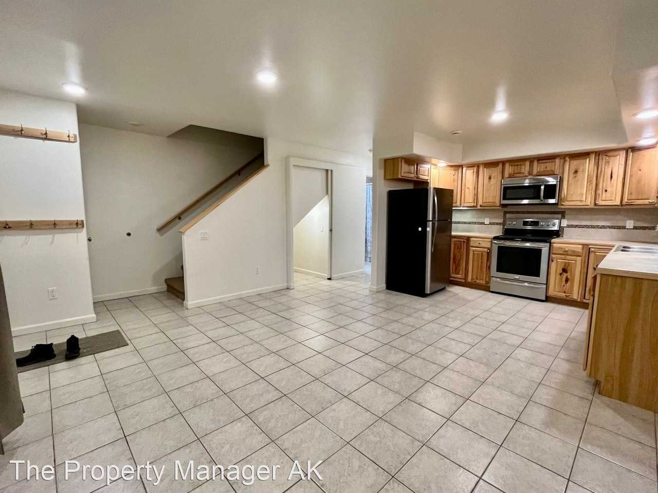 1555 Eielson St - Photo 3 of 18