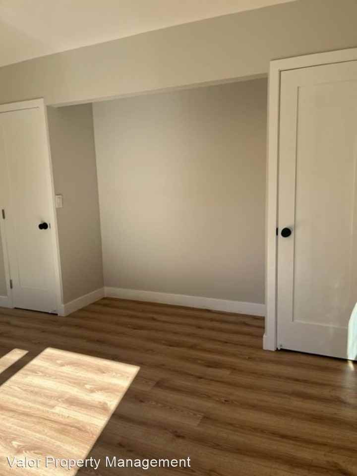 1900-1906 31st Street - Photo 2 of 25