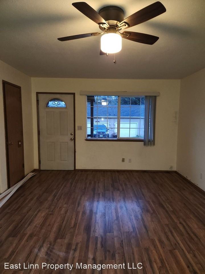 112 9th Ave - Photo 3 of 17