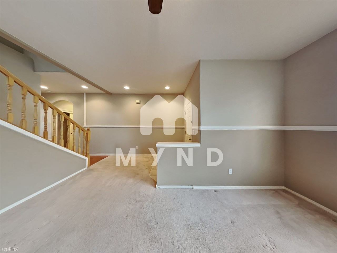 2300 Se 187th Ave - Photo 3 of 29